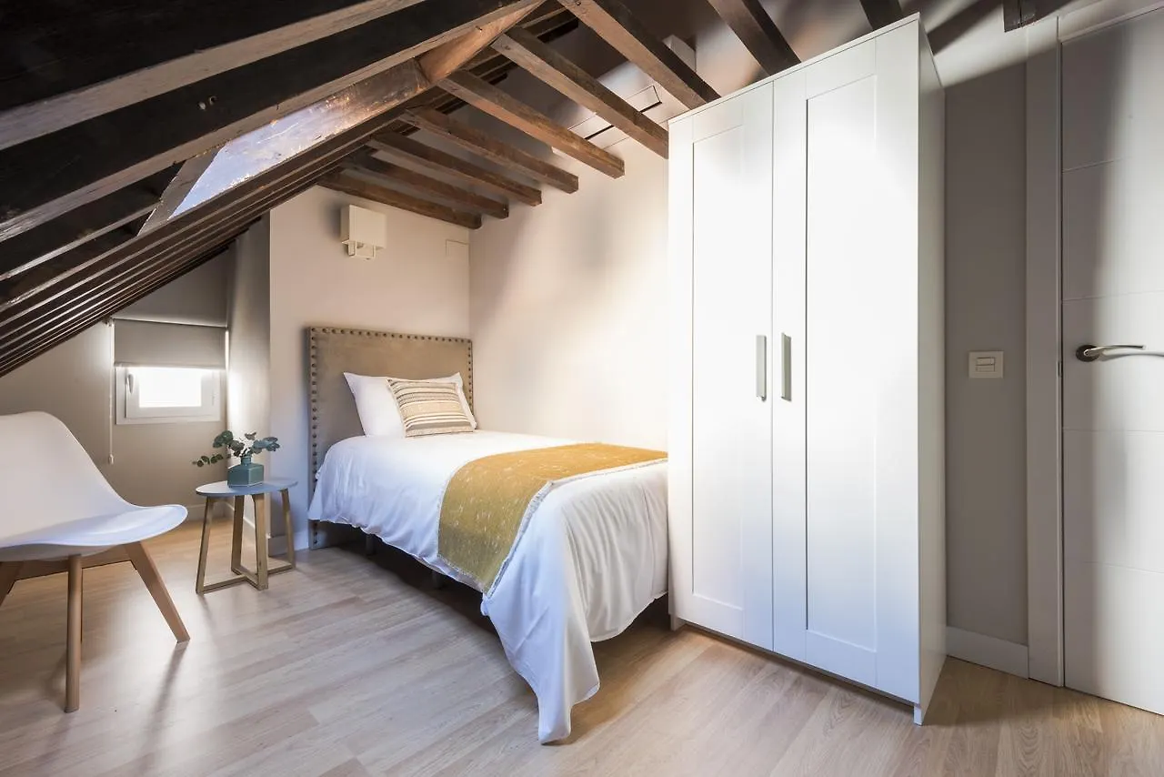 Genteel Home Trinidad Grund Malaga Apartment